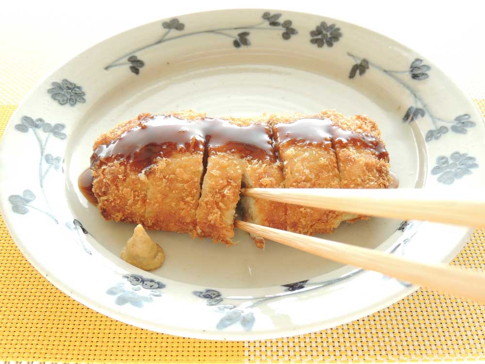 クリコの介護食スタジオ・シート肉のトンカツ